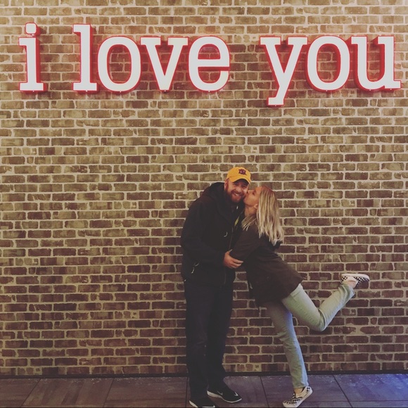 Meet your Posher, Erin - Picture 5 of 7